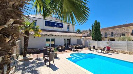 Hôtel pour 2 personnes, avec piscine et terrasse à Parthenay