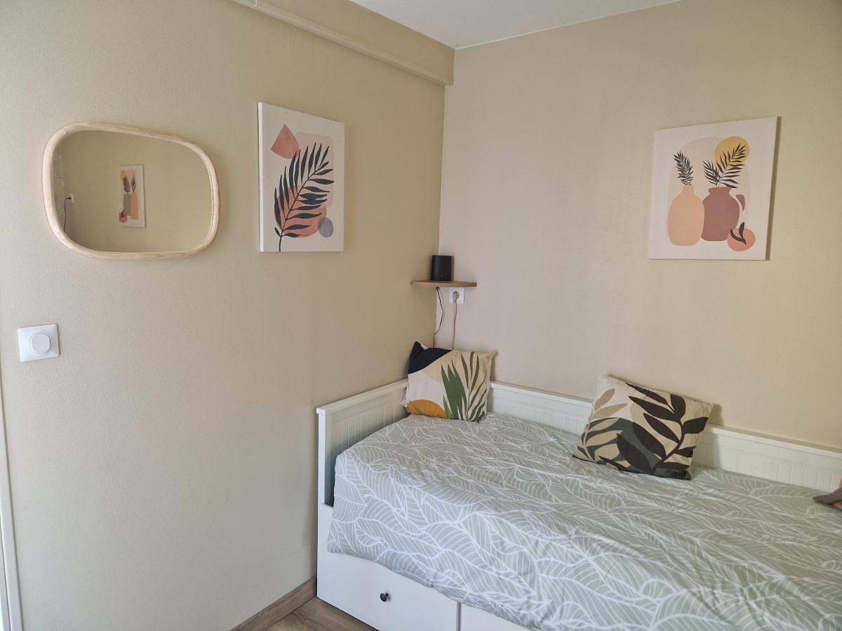 Appartement entier, One-Bedroom Apartment in Conches-en-Ouche, Région d'Évreux