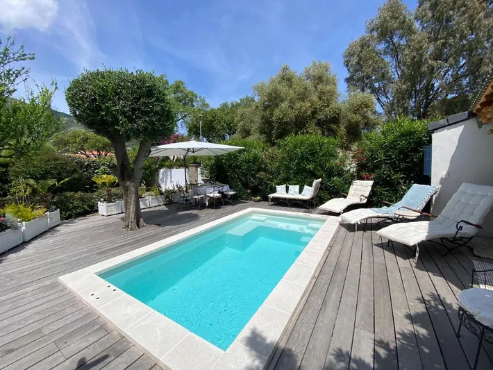Casa de vacaciones para 6 personas, con piscina además de jardín y jacuzzi - 1