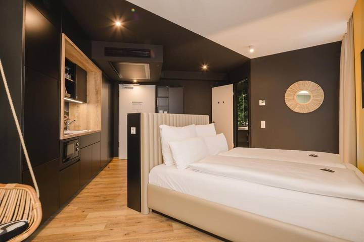 Ferienwohnung für 2 Personen, mit Terrasse in Stuttgart - 2