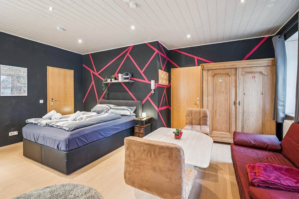 Ganze Wohnung, 10 Min Altstadt | Kino! Küche! Wallbox! Eg in Trier (Stadt), Trier