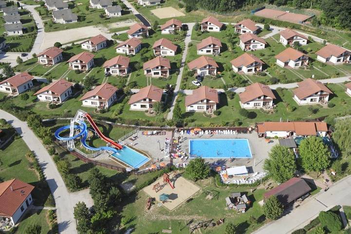 Bungalow für 10 Personen, mit Garten und Ausblick sowie Sauna und Pool, mit Haustier in Ungarn - 4