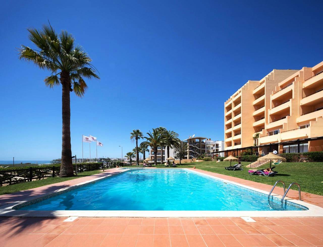 Meia Praia Lagos - Beach Club Apartments in São Sebastião, São Gonçalo de Lagos