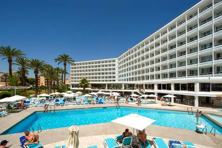 Hotel für 2 Personen, mit Balkon und Terrasse sowie Garten und Pool am Playa d'en Bossa - 2