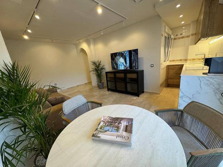Ferienwohnung für 3 Personen, mit Pool und Garten sowie Ausblick, mit Haustier - 1