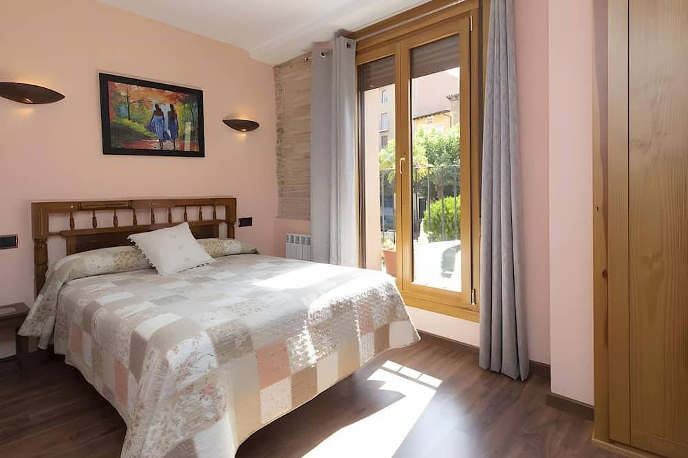 Apartamento entero, Apartamento 'Apartamento Rica' con terraza privada, Wi-Fi y aire acondicionado in Daroca, Provincia de Zaragoza