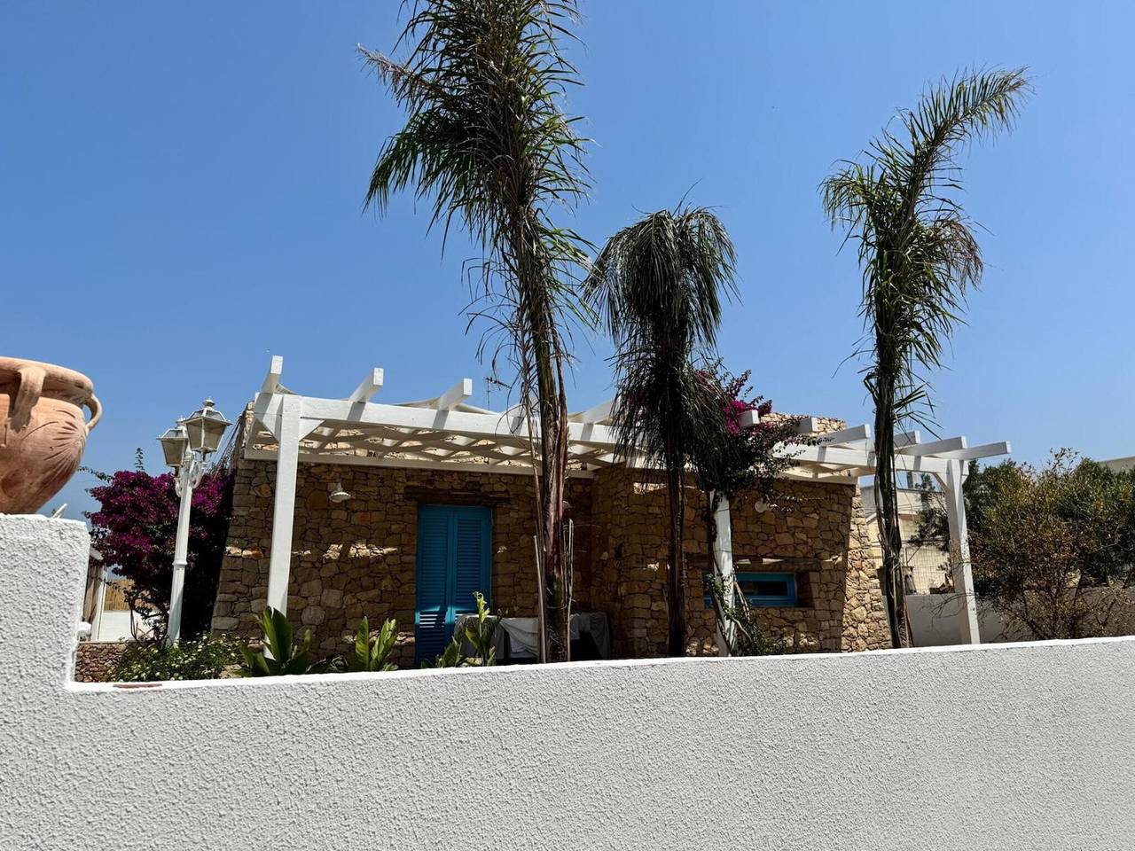 Villa « Azzurra » avec piscine privée, Wi-Fi et climatisation in Racale, Golfe de Tarente