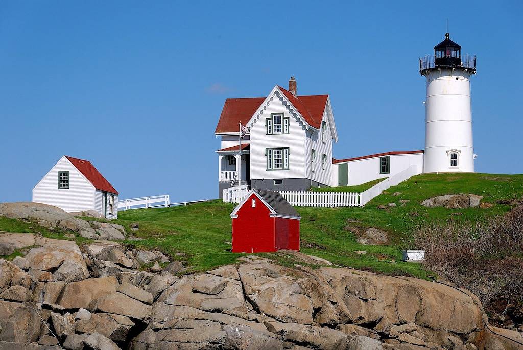 Wunderschöner Meerblick und zu Fuß zum Strand. in York (Maine), York County