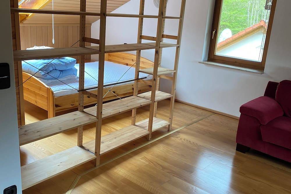 Ganze Wohnung, Ferienwohnung \"Neckartalblick\" in historischer Stadt Horb, Tor zum Schwarzwald in Horb am Neckar, Mittlerer Schwarzwald