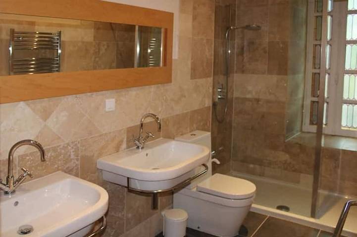 Gîte pour 2 personnes, avec terrasse et jardin à Léhon - 3