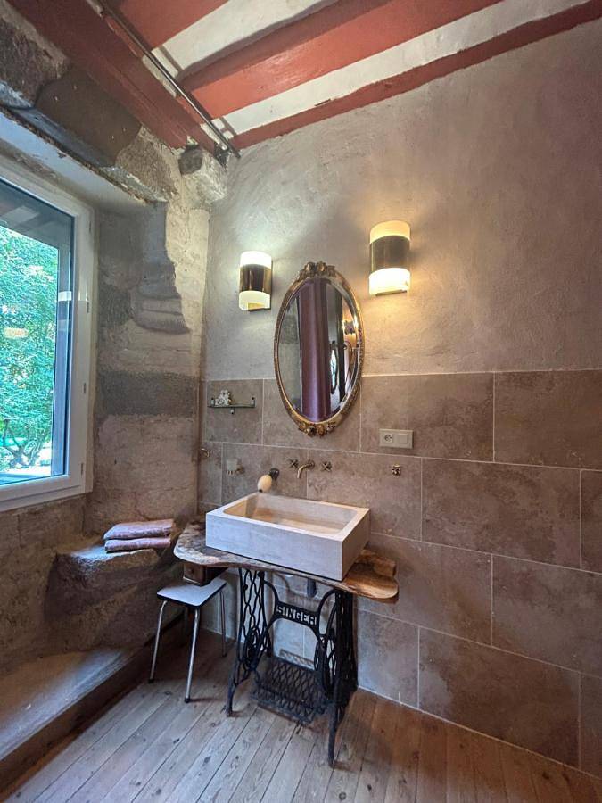 Location de vacances pour 2 personnes, avec jardin à La Lande-de-Goult - 3