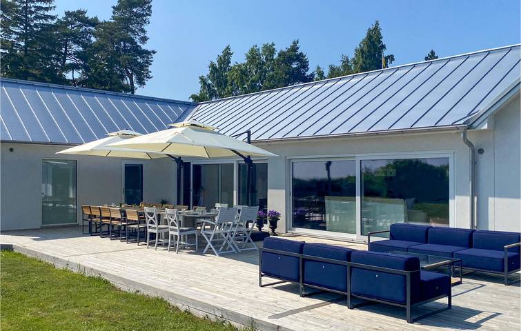 Ferienhaus für 8 Personen, mit Terrasse und Garten in Beddingestrand - 2