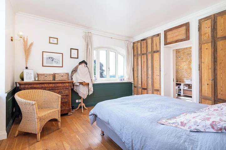 Location de vacances pour 8 personnes, avec jardin, animaux acceptés à Collonges-au-Mont-d'Or - 4