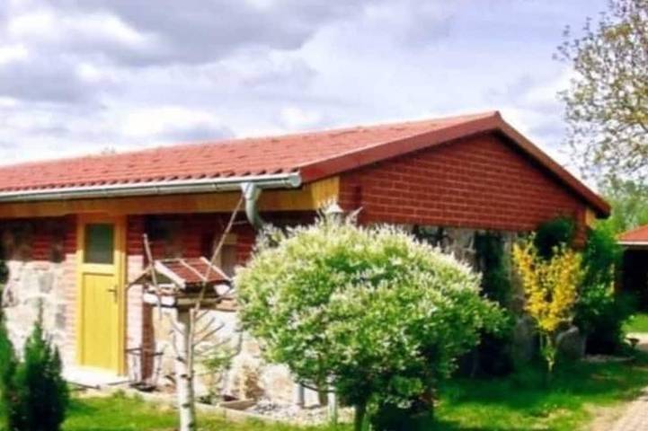 Ferienwohnung für 2 Personen, mit Garten in Schorssow - 2