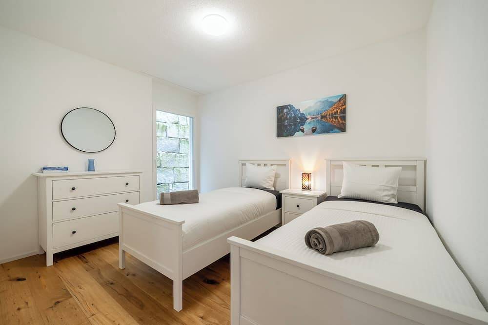 Ganze Wohnung, Charming Swiss Haven | Smart Home, 1Gb Wifi, Ground Floor, 3 mins to Hospital! in Zofingen, Aargau-Basel