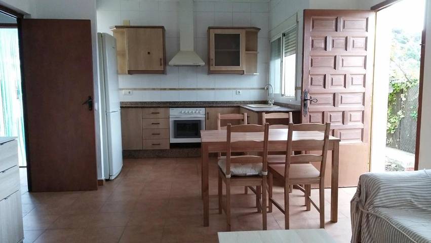 Casa rural para 6 personas, con Balcón y Terraza además de Jardín y Vistas en Parc Natural de la Serra Calderona - 4