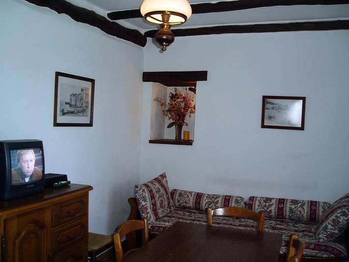 Gîte pour 3 personnes, avec jardin et terrasse à Santa-Maria-di-Lota - 4