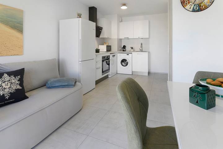 Appartamento intero, Appartamento vicino al mare con splendida vista, Wi-Fi e aria condizionata in Moriani-Plage, Corte e dintorni