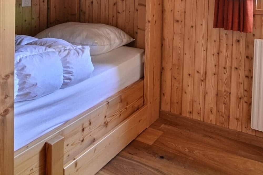 Sehr komfortables 2-stöckiges Chalet für 7 Personen, Wohnzimmer mit Kamin, Kochnische mit Geschirrsp in Grimentz, Anniviers