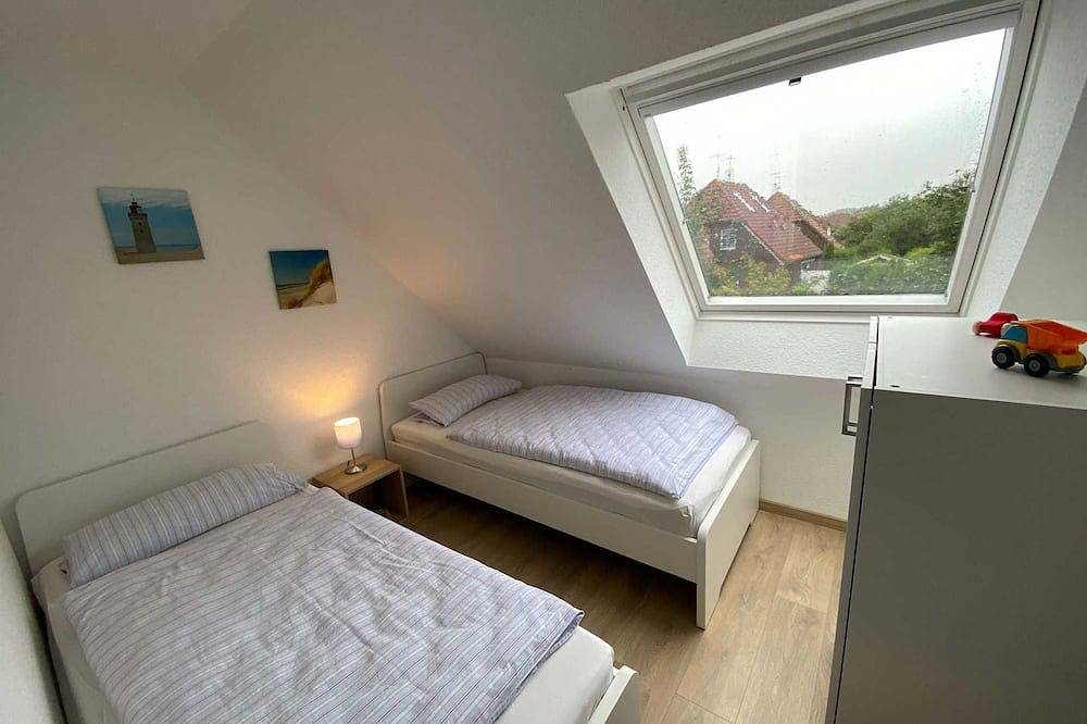 Haus - Komfort-Ferienhaus mit großer Terrasse und Garten in Carolinensiel-Harlesiel, Wittmund