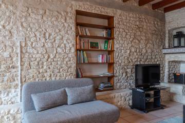 Location De Vacances pour 26 Personnes dans Mortiers, Région de Jonzac, Photo 3