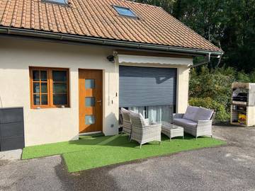 Gîte pour 4 personnes, avec terrasse à Archamps