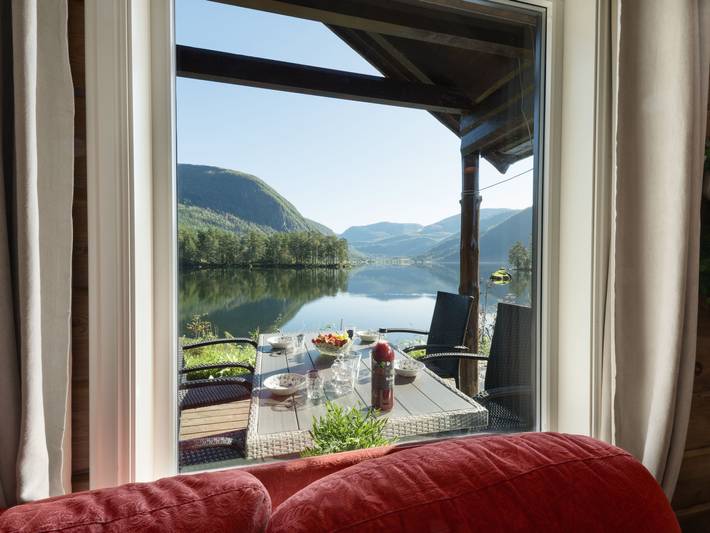 Ferienhaus für 6 Personen, mit Terrasse und Garten sowie Seeblick in Norwegen - 2