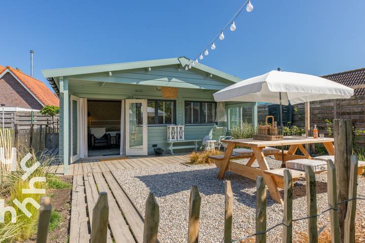 Chalet für 2 Personen, mit Terrasse und Garten