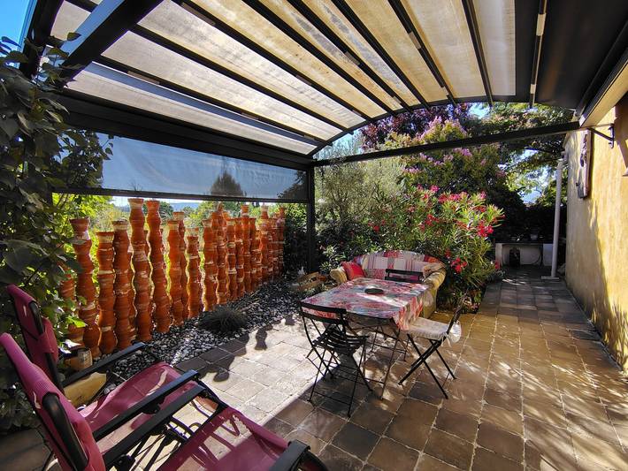 Gîte pour 2 personnes, avec jardin ainsi que terrasse et piscine, animaux acceptés dans le Vaucluse - 2