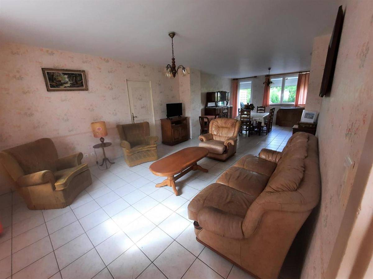 3-Bedroom House in Chuffilly-Roche, Ardennes