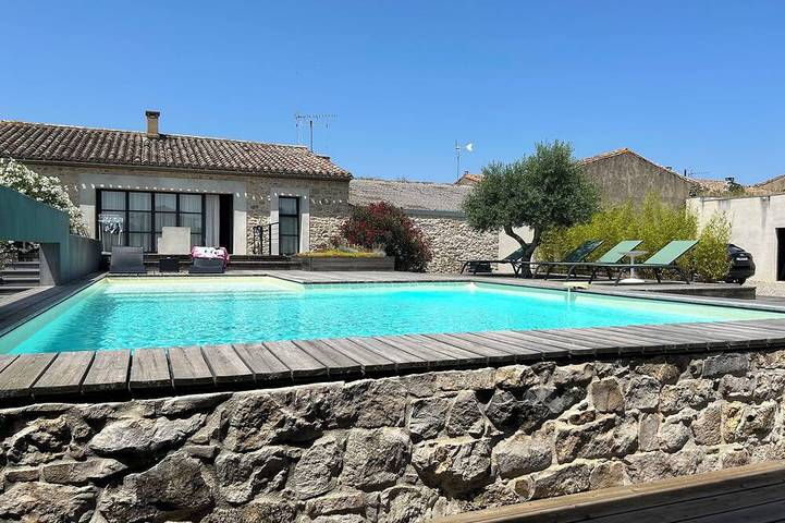 Location de vacances pour 7 personnes, avec Terrasse et Jardin à Ventenac-Cabardès