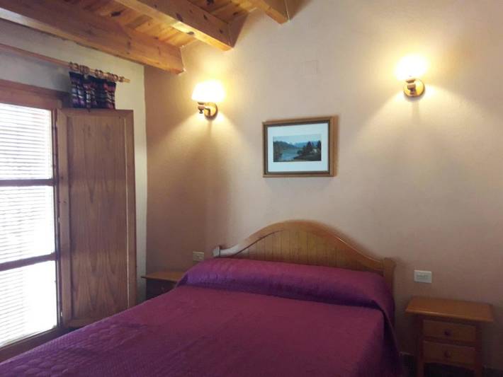 Casa rural para 15 personas, con balcón, Se admiten mascotas en Els Ports - 3