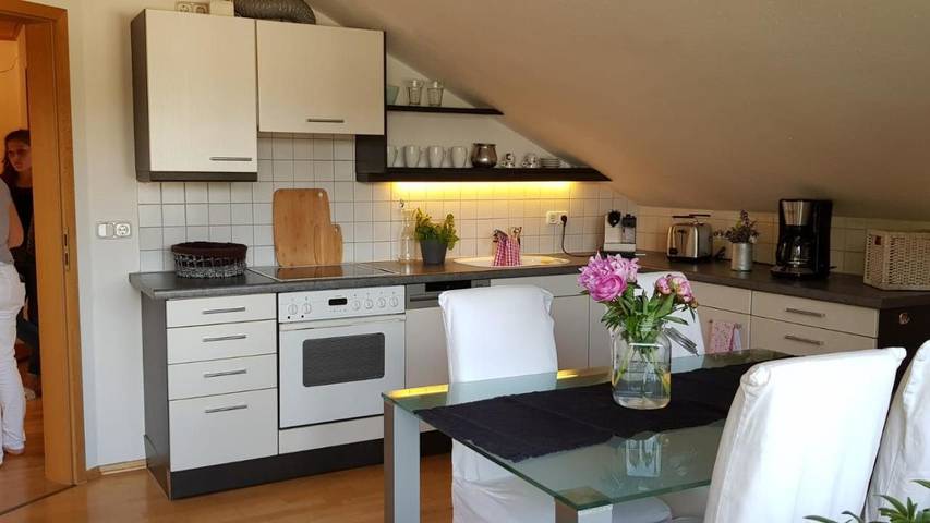 Ferienwohnung für 4 Personen, mit Garten und Ausblick, kinderfreundlich am Starnberger See - 2
