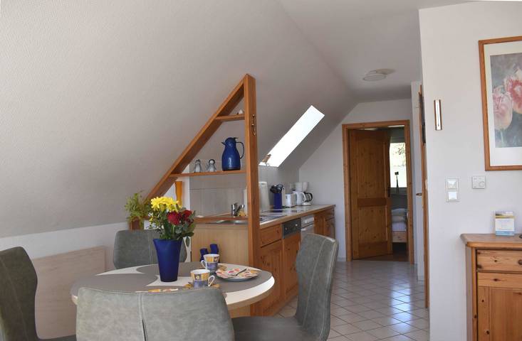 Ferienwohnung für 3 Personen, mit Balkon und Meerblick im Ostseebad Prerow - 2