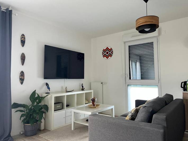 Gîte pour 2 personnes, avec vue et terrasse à Villeneuve-la-Garenne