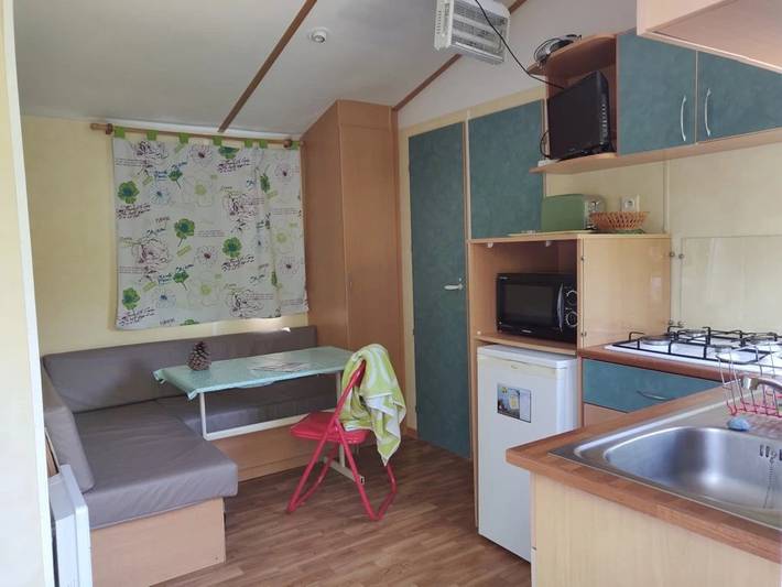 Mobil home pour 4 personnes, avec jardin à Arces - 2