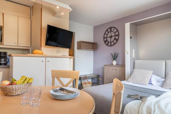 Location de vacances pour 4 personnes, adapté aux familles dans Plage Beau Rivage Saint Raphael - 3