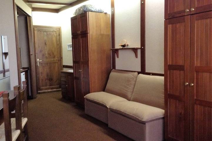Ganze Wohnung, Warm and cozy studio apartment ideal for skiers in Cervinia Cielo Alto, Valtournenche