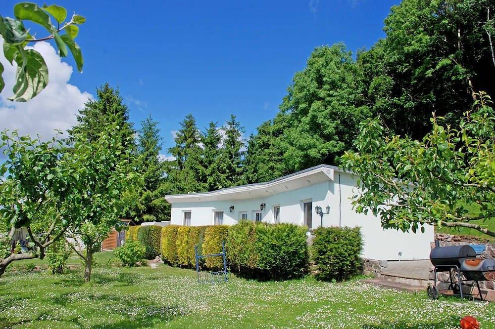 Ganze Wohnung, Ferienwohnung Patzig mit Sonnenterrasse - Ferienwohnung Patzig Lee in Patzig, Bergen auf Rügen und Umgebung