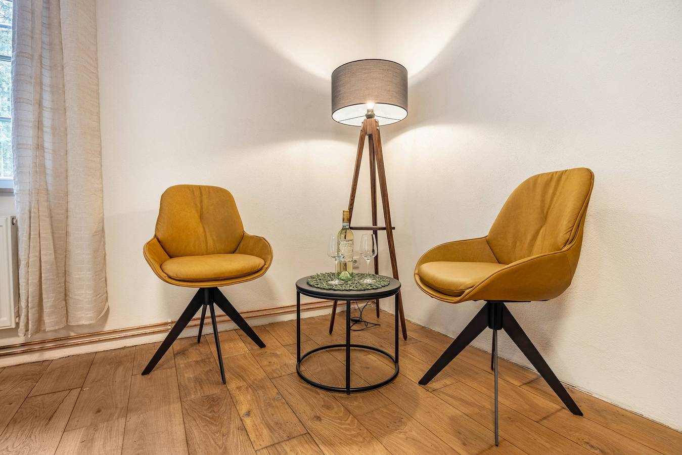 Geheel appartement, Suite Wintergarten, zwemmeer, wifi, parkeren bij het huis, 2 badkamers, grote tuin in Oerrel, Dedelstorf