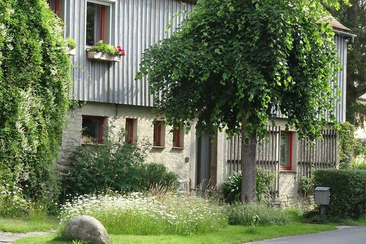 Ferienwohnung für 4 Personen, mit Sauna und Garten, mit Haustier