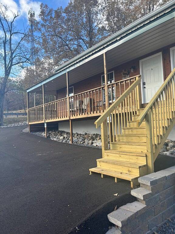Ganze Wohnung, Grand Rivers, Ky - Unit A - Cozy getaway with Cabin Charm near Ky & Barkley Lake in Kentucky Lake