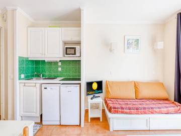 Location De Vacances pour 4 Personnes dans Le Dramont, Saint-Raphaël, Photo 2