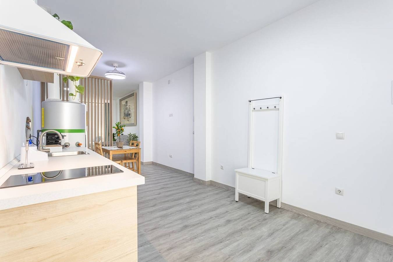 Entire apartment, Apartamento Feria de abril in Nervión, Sevilla