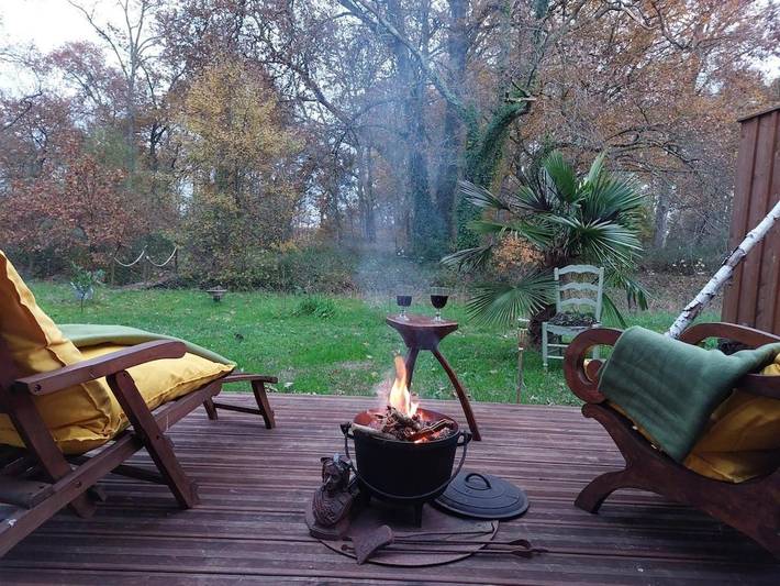 Location de vacances pour 2 personnes, avec jardin ainsi que piscine et vue à Martillac