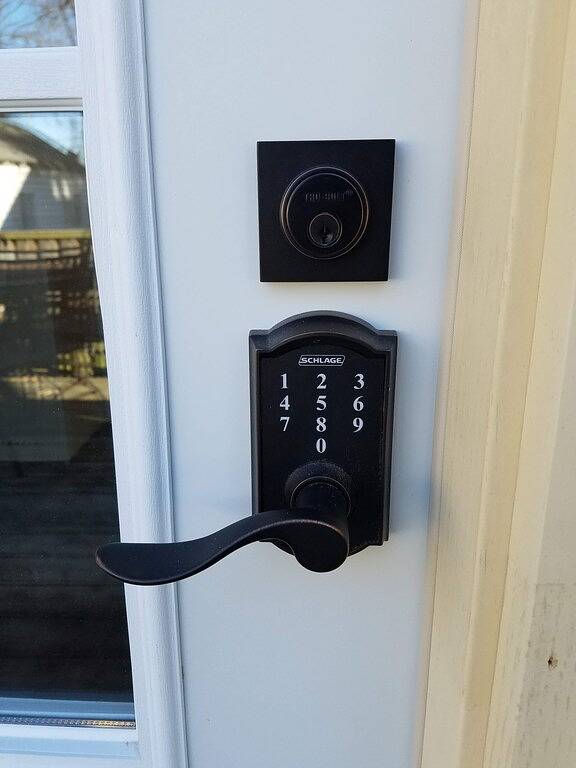 Cottage Suite Whirlpool Tub in Madison, Dane County
