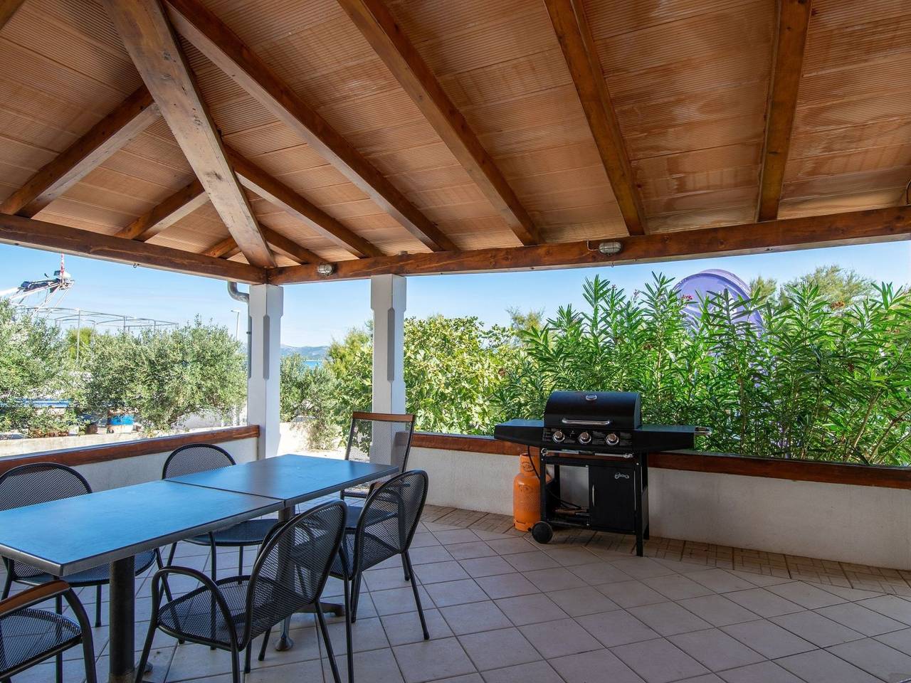 Ganze Wohnung, Studio in Strandnähe in Betina, Murter