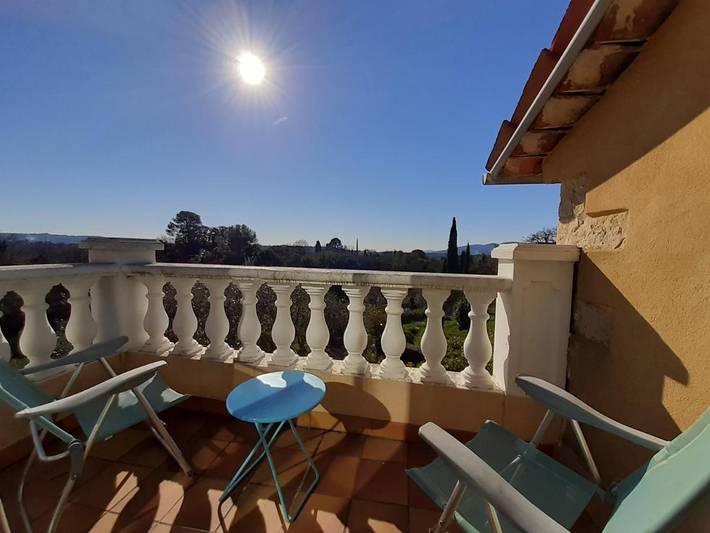 Appartement de vacances pour 6 personnes, avec terrasse ainsi que jardin et vue