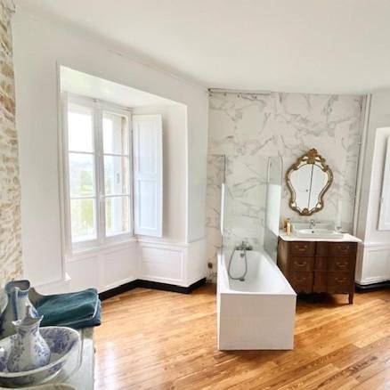 Appartement de vacances entier, La Chambre Verte - Château de la Chauvelière in Joué-sur-Erdre, Vallée de la Loire