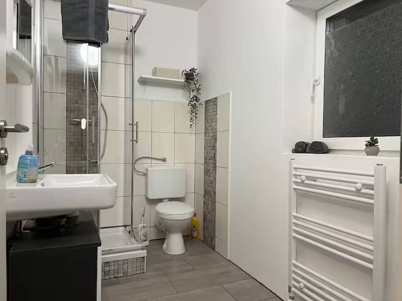 Ganzes Studio, Kleine Neue Wohnung in Jübek mit Wlan in Jübek, Grünes Binnenland